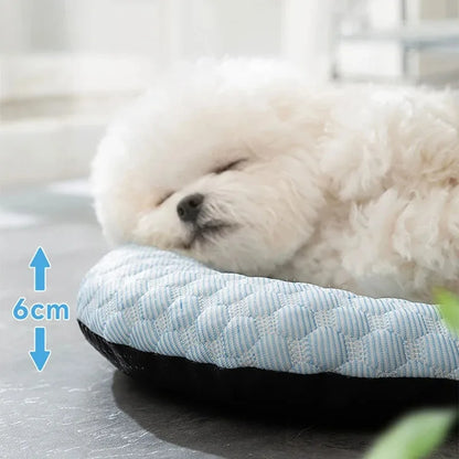 ArctiCloud: Cool Comfort for Your Dog In The Shape of Cloud